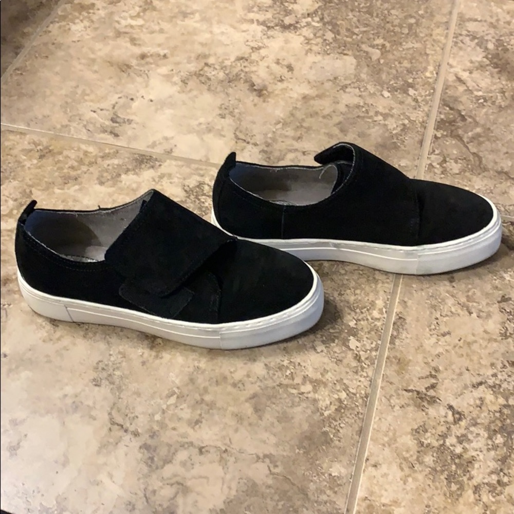 Comfortable - image 1